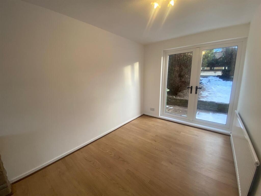 DINING AREA.jpg