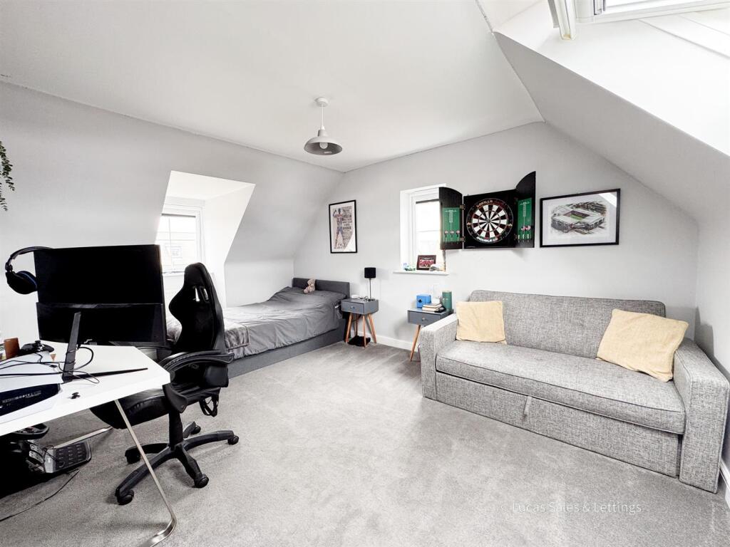 13 Sulgrave St Barton Seagrave-26.jpg