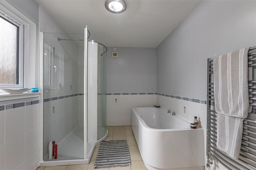 64 Forest Gardens Galashiels 26.JPG