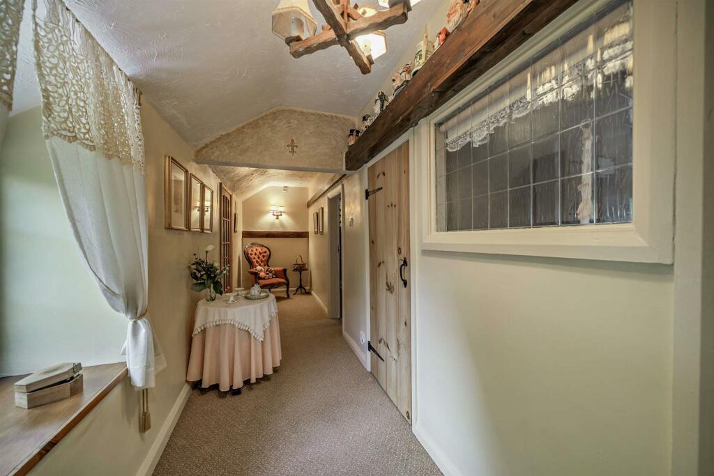 8558170-interior36-800.jpg