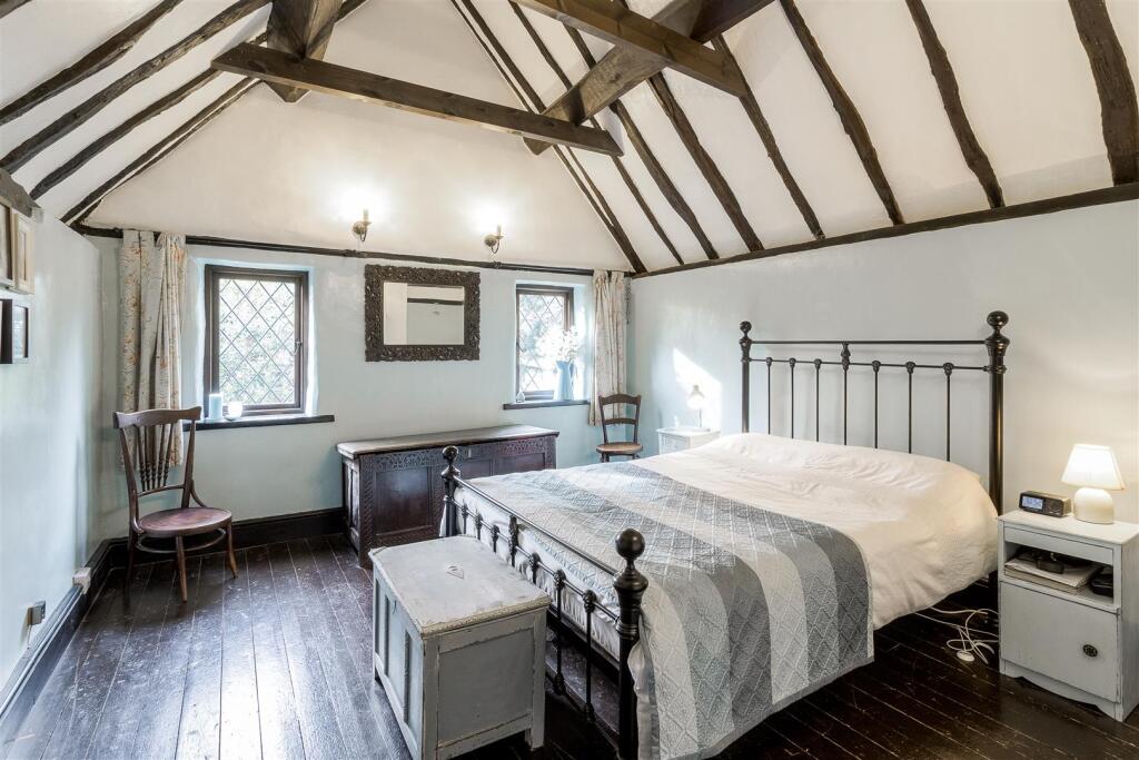 128 Main Street, Clifton Campville