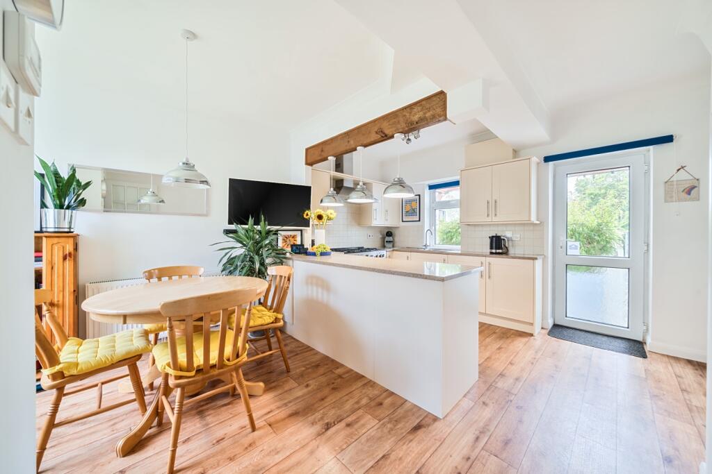 1334607-12-6899e16bc6c02