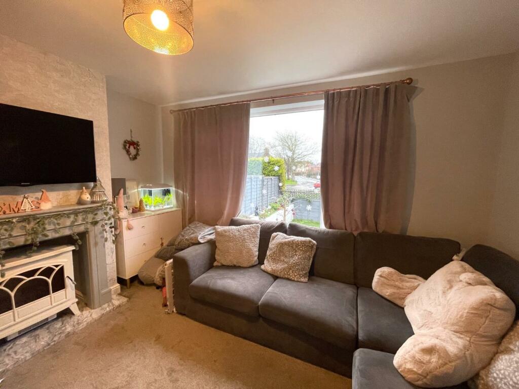 Living Room.JPG
