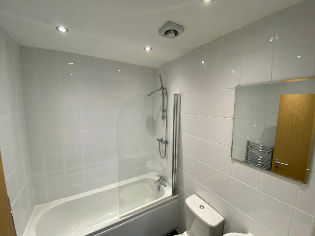 Flat 5, 39 West Cliff