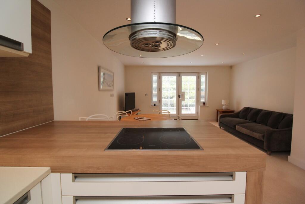 Kitchen to Lounge