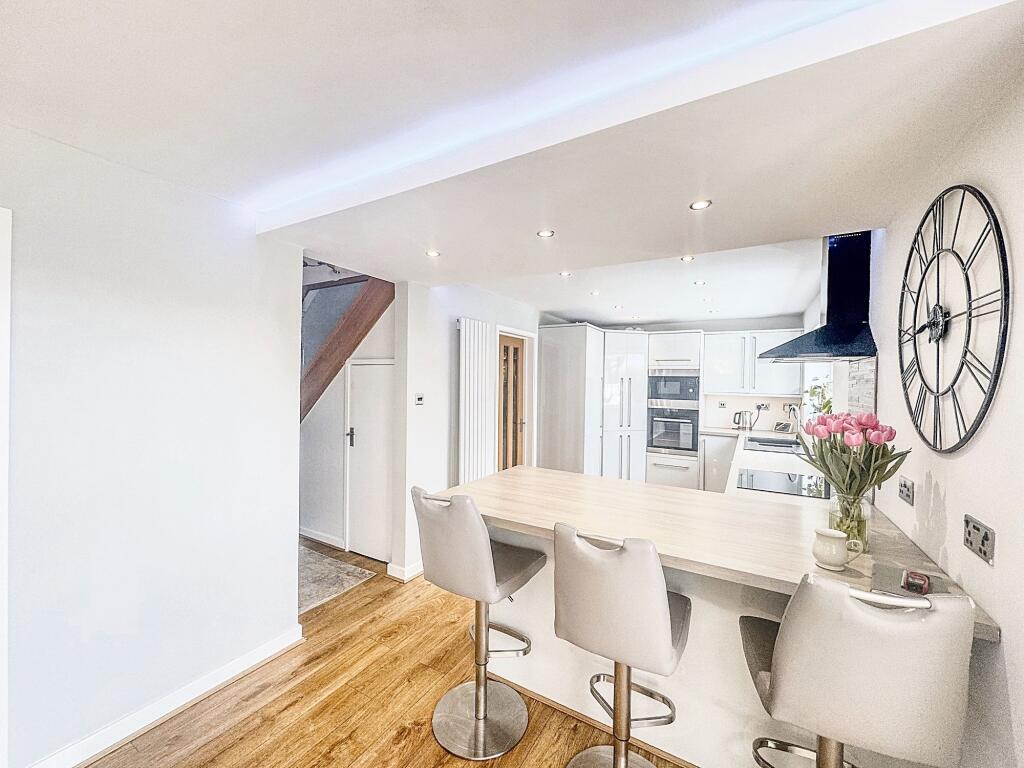 Kitchen / Diner / Living Area