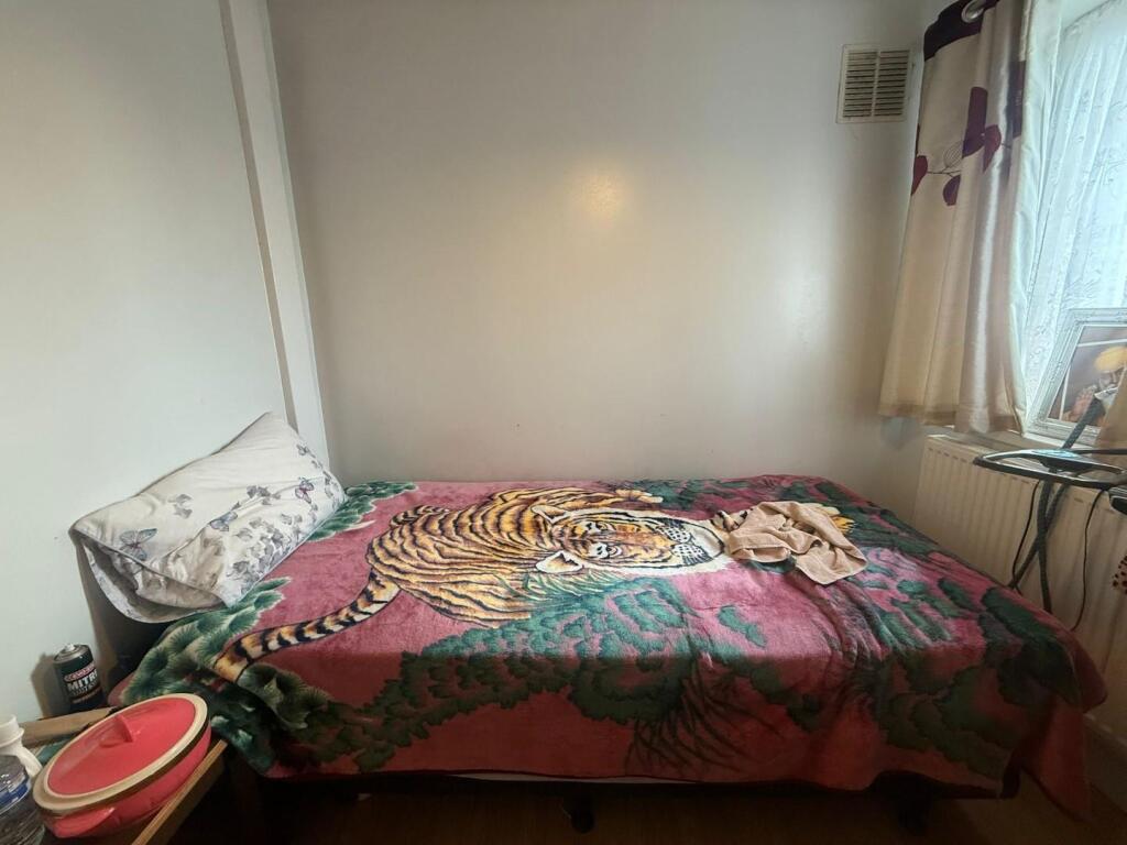 WhatsApp Image 2025-08-27 at 15.13.47 (4).jpeg