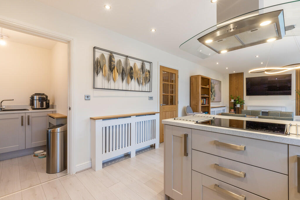 Kitchen/Utility