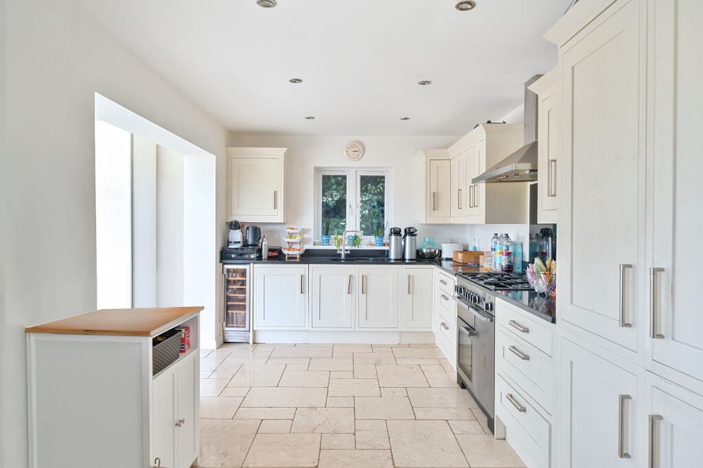 1334806-64-689f4d4a7fc8c-ARW-1