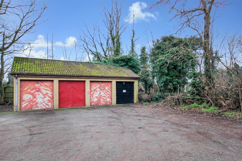garage.JPG