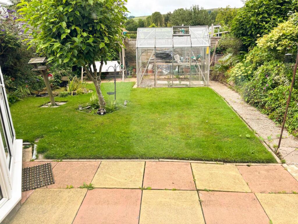 Two Bed Bungalow in Sutton-in-Craven.jpg