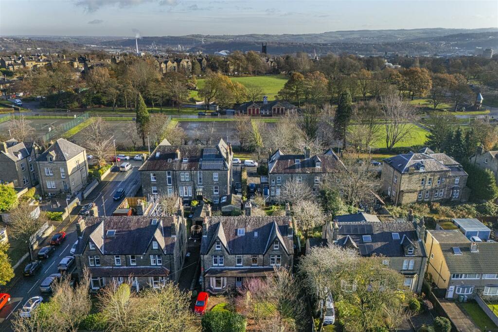 Bramleys Estate Agents - Grasmere Road - Gledholt 