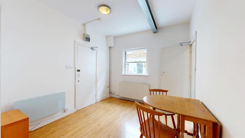 6846d34b940eff271a24ede9_8955e0f26cb6b8ec5caa24f93