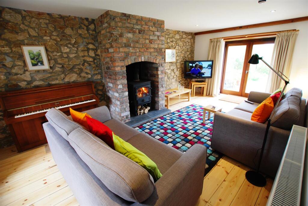 Medley's Sitting room.JPG