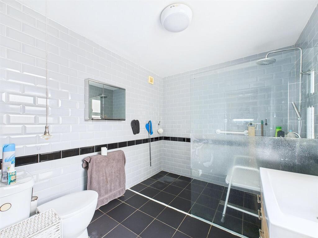 En-suite Shower Room
