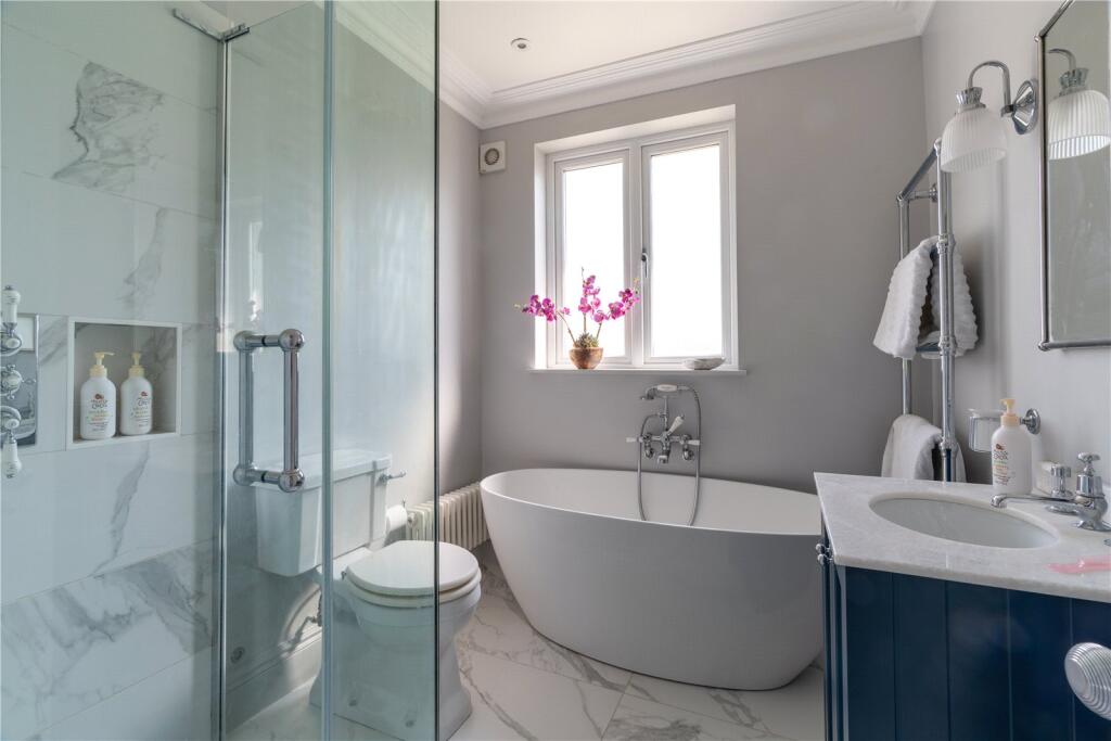 Main Bathroom