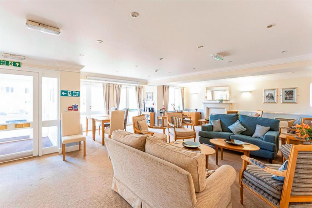 Communal lounge.jpg