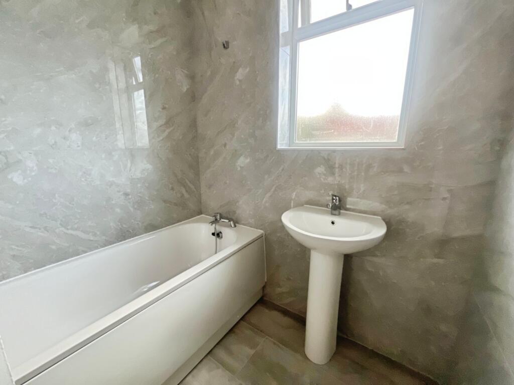 pbox-bathroom-344926.jpeg
