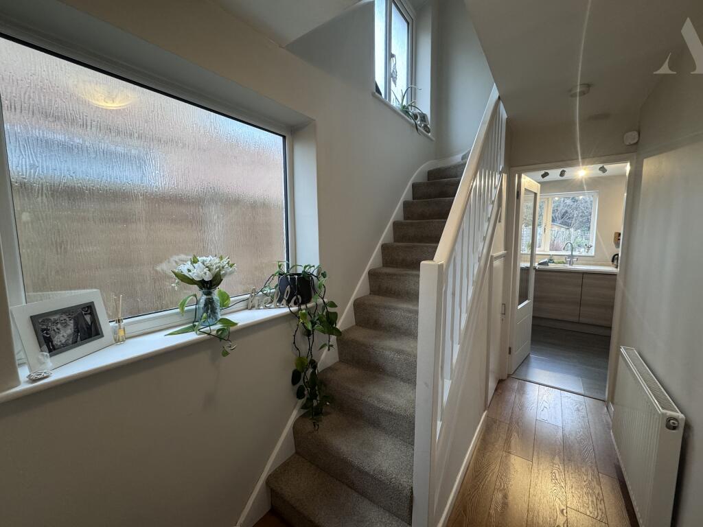 26 Quinton Close hallway