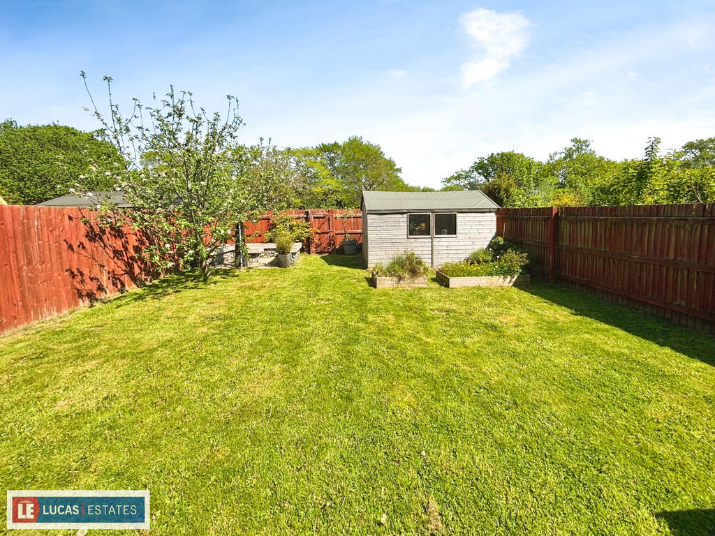 78d18edd-8D-48A2-...