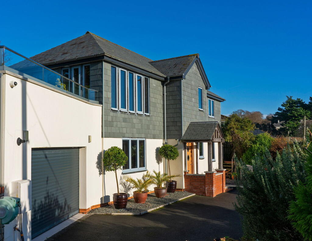 Yealm Road, NEWTON FERRERS, South Devon