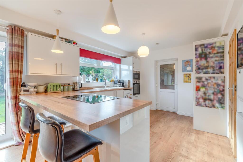 8665804-interior25.jpg