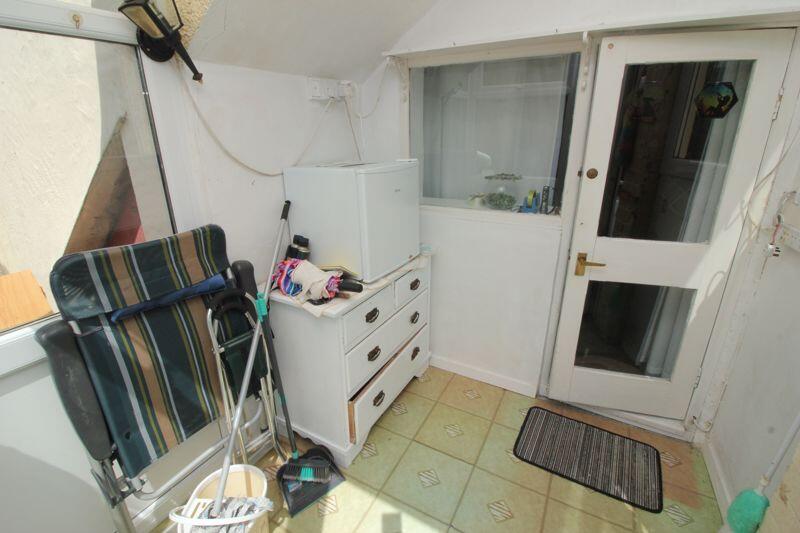 rear sun porch g/f