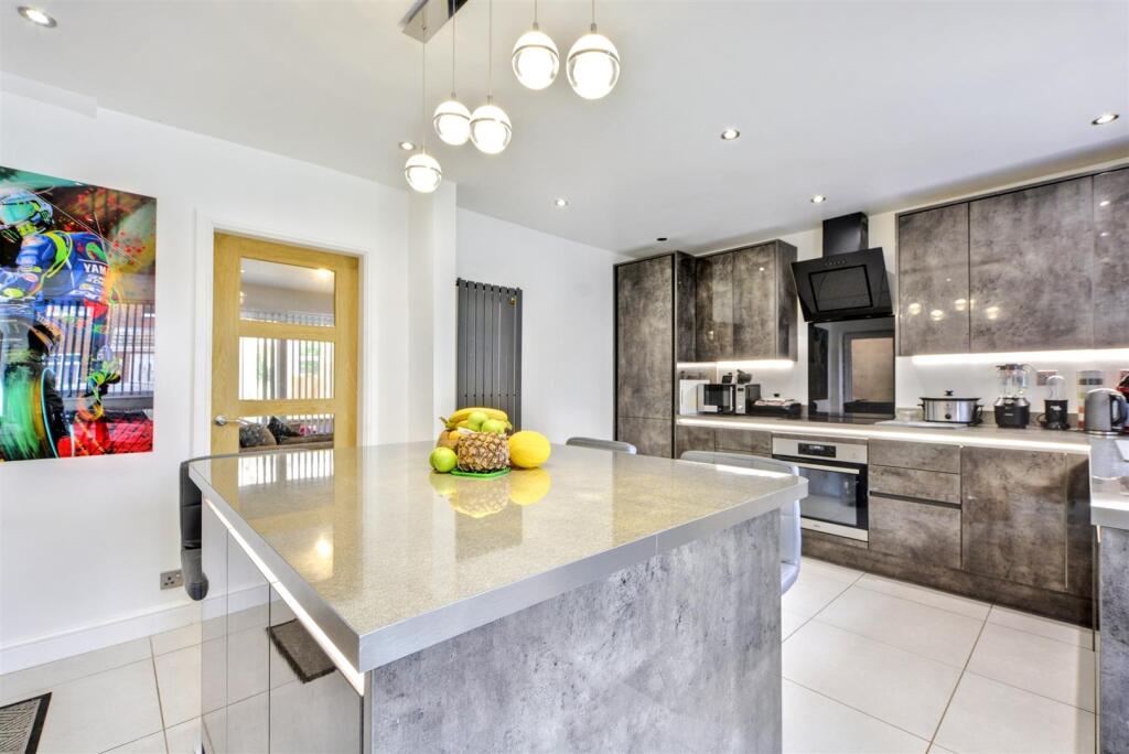 Kitchen Diner_1.jpeg