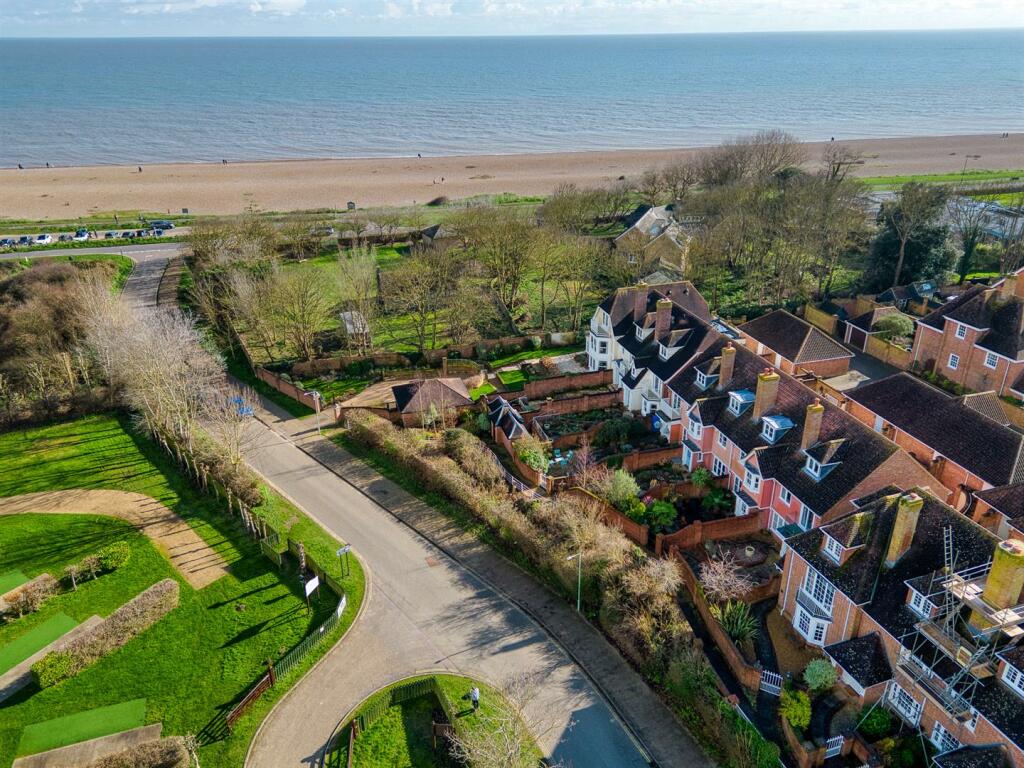 6 Willows Green (7).jpg