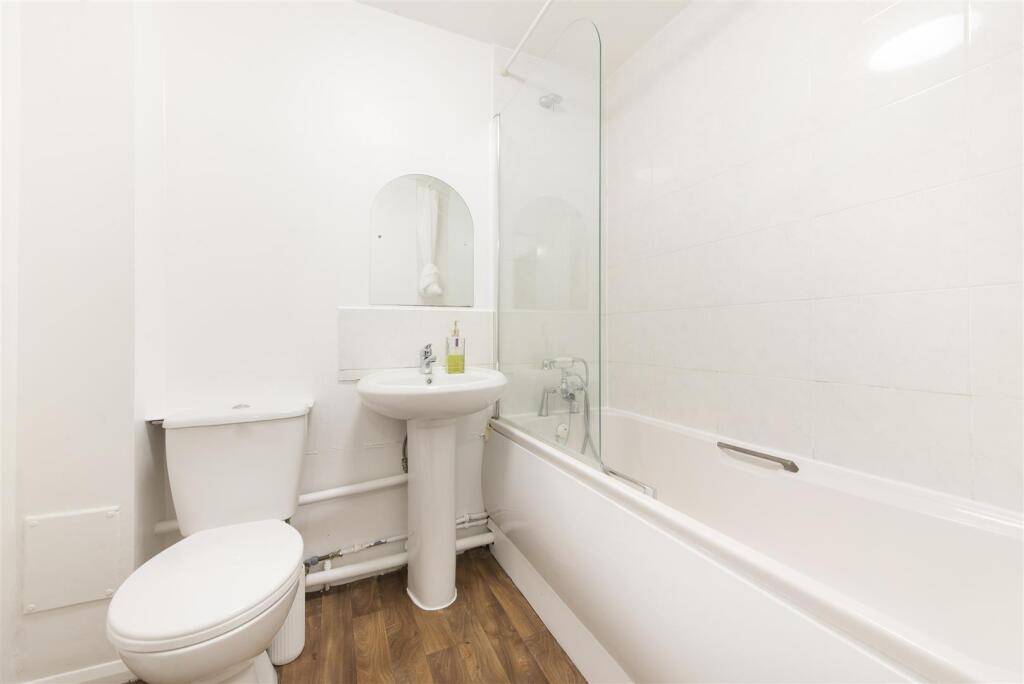 51656 Hi res (4).jpg