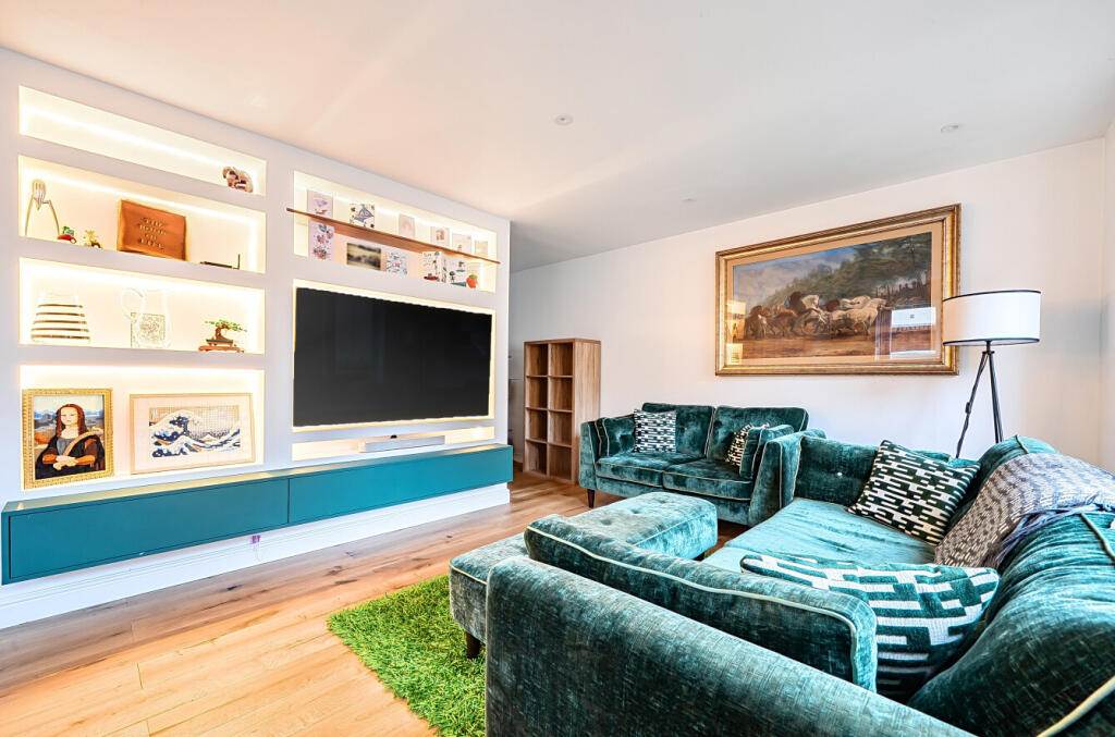 1386699-15-693188...