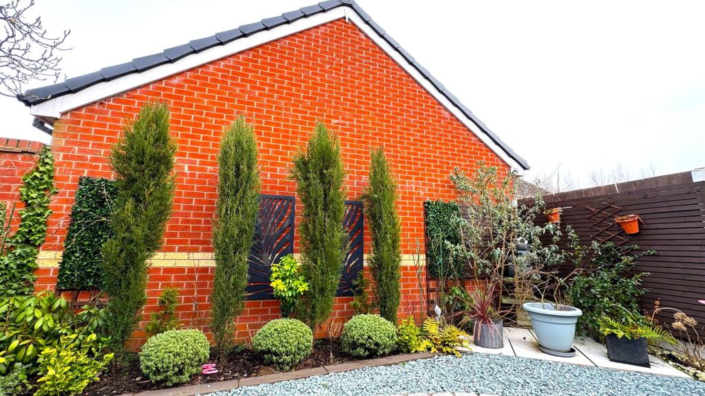 Garden (1).jpg