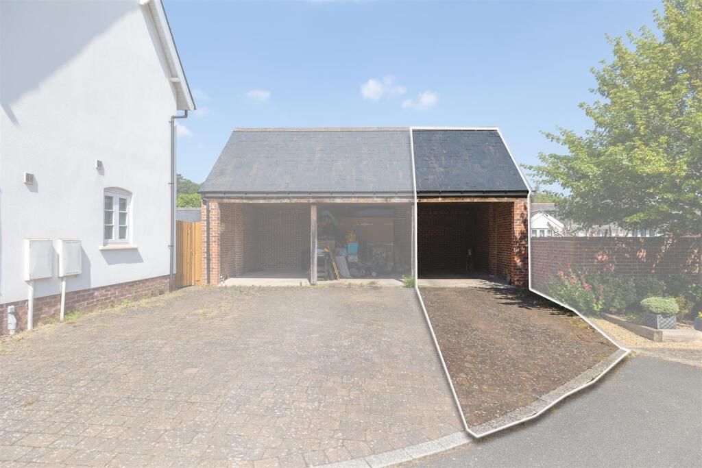 LE12 8RT 9aCH-024.jpg