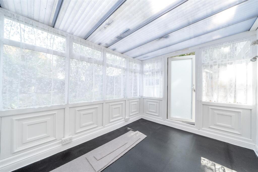 6 lov conservatory.jpg