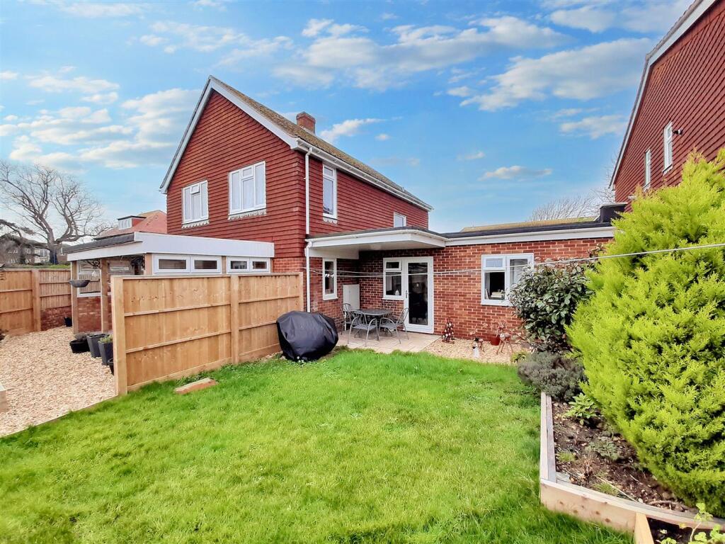 Rear garden 1 new.jpg