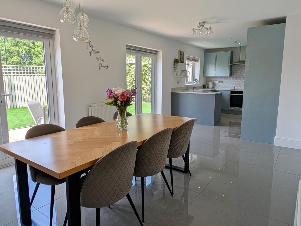 Dining Kitchen