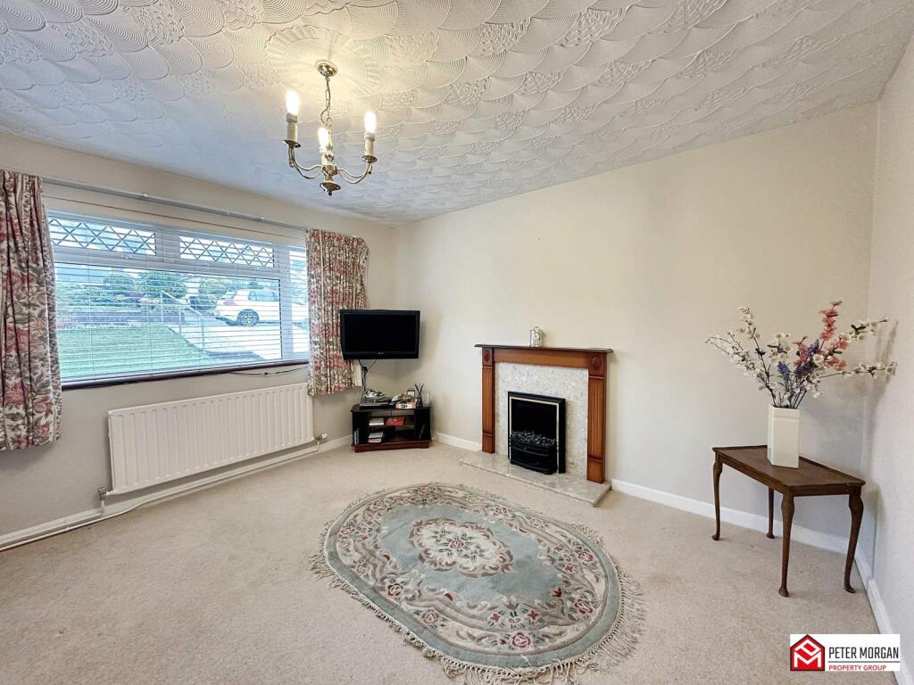 Sitting / Dining Room