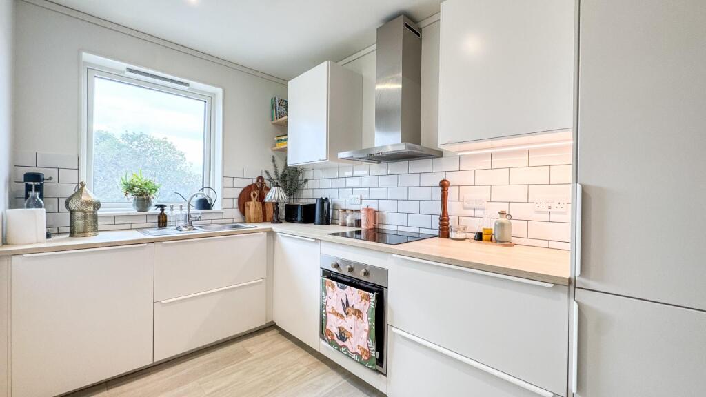 Open Plan Kitchen/ Dining