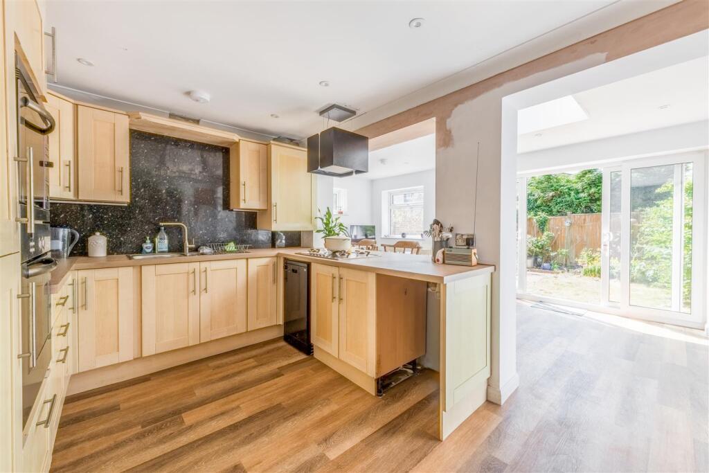 1 The Lynchetts-3.jpg