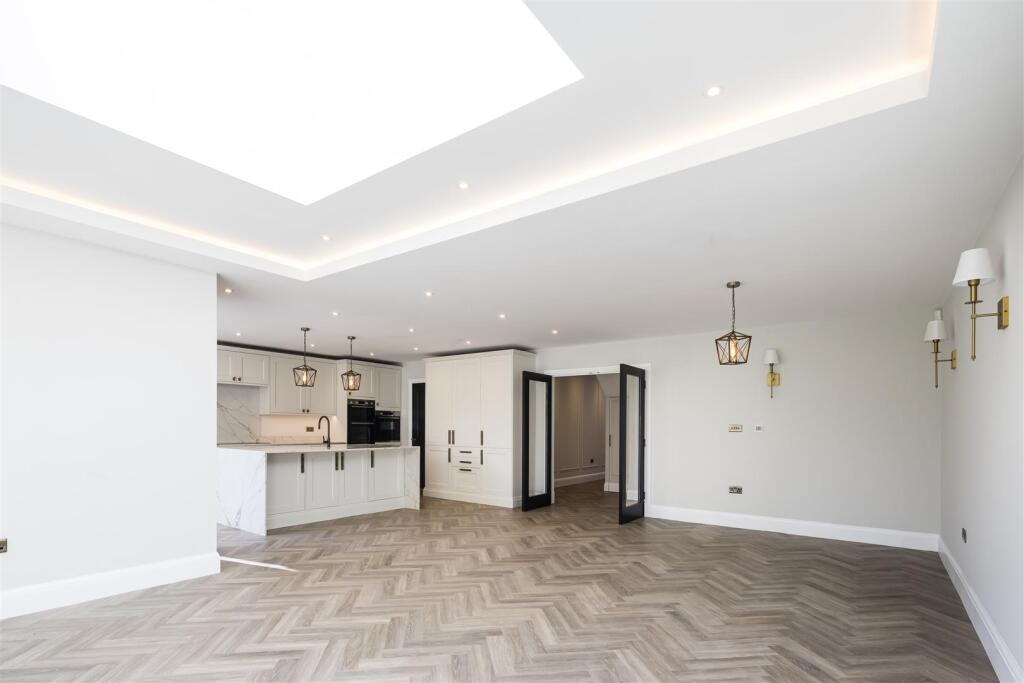 1 Cavell Road-4076.jpg