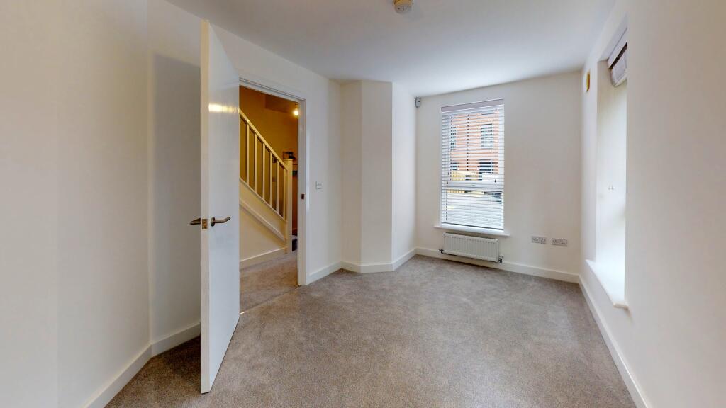 41-Copper-Beach-Court-Unfurnished