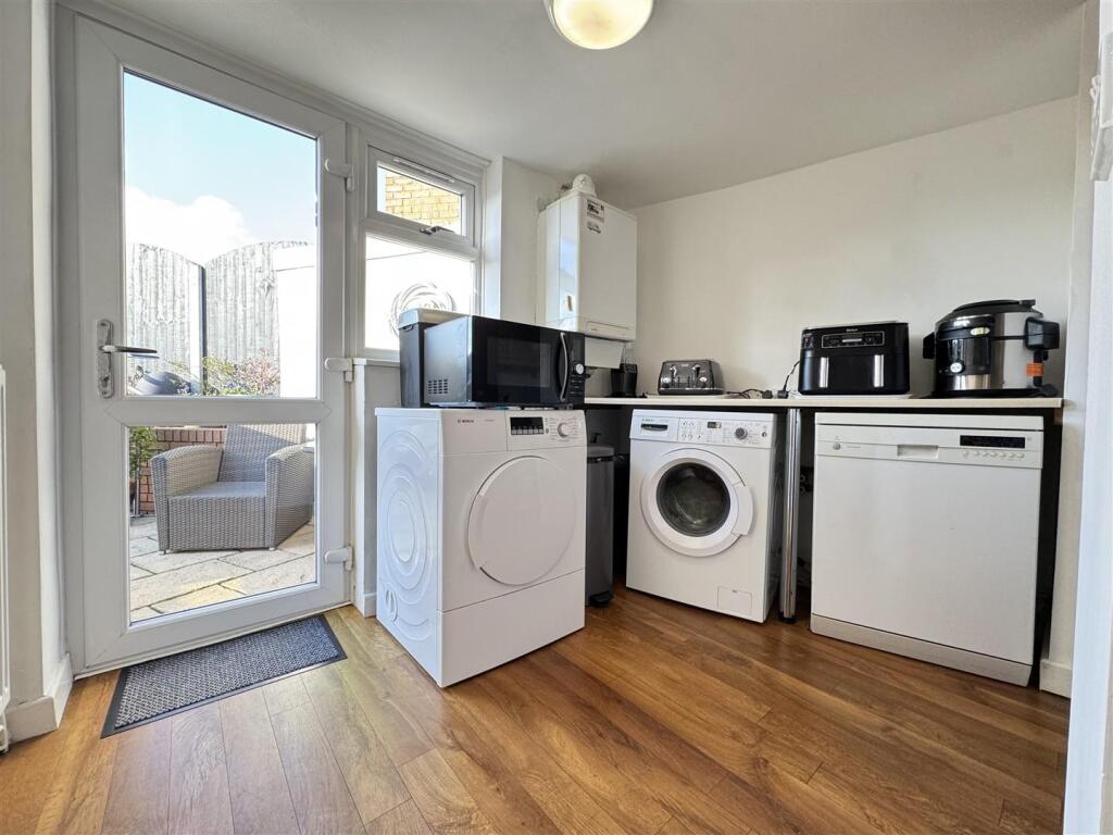 IMG_4530 (Large).JPG