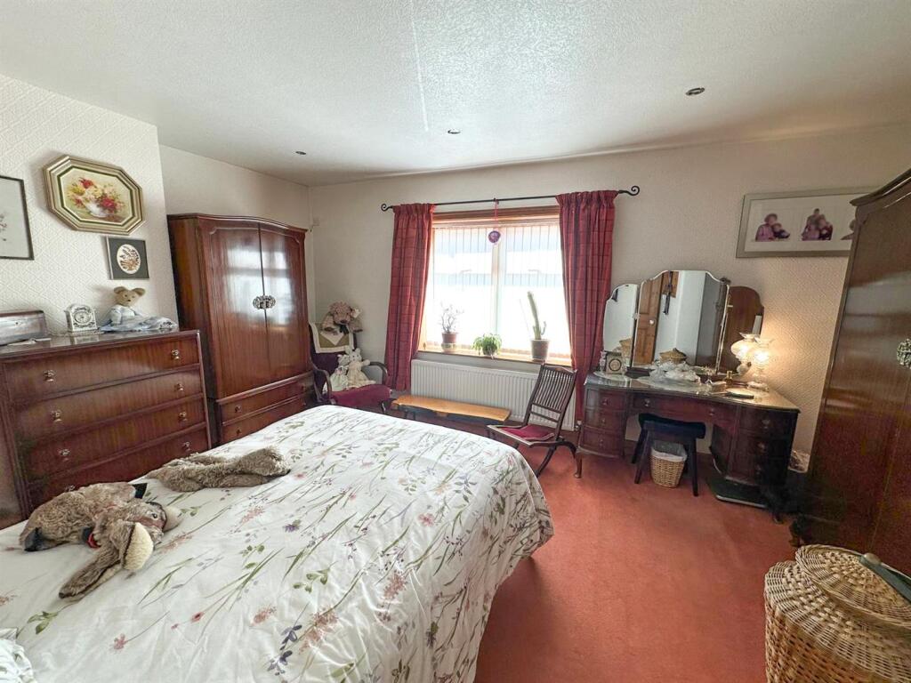 2 bed terrace, Silsden