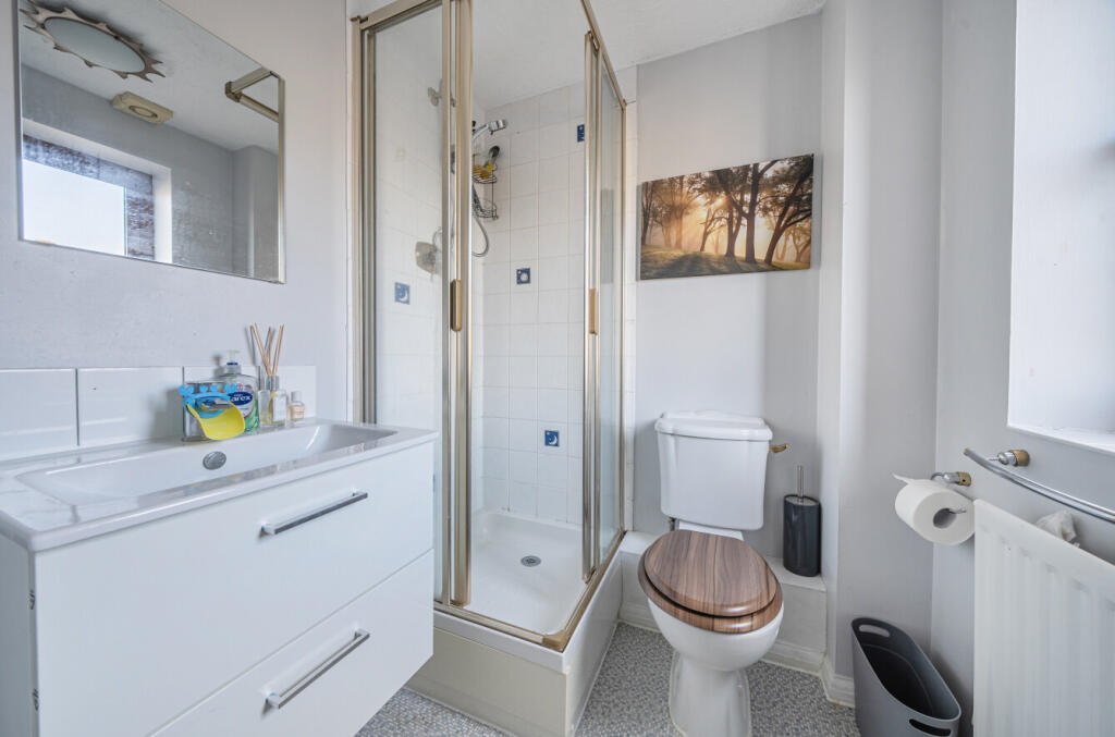 1386263-17-692f12...