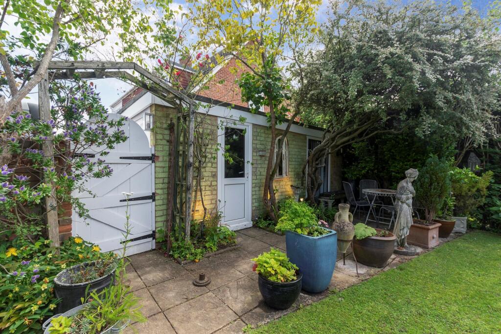 Workshop/Outbuildings