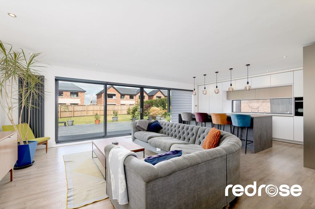 web_338 Croston R...