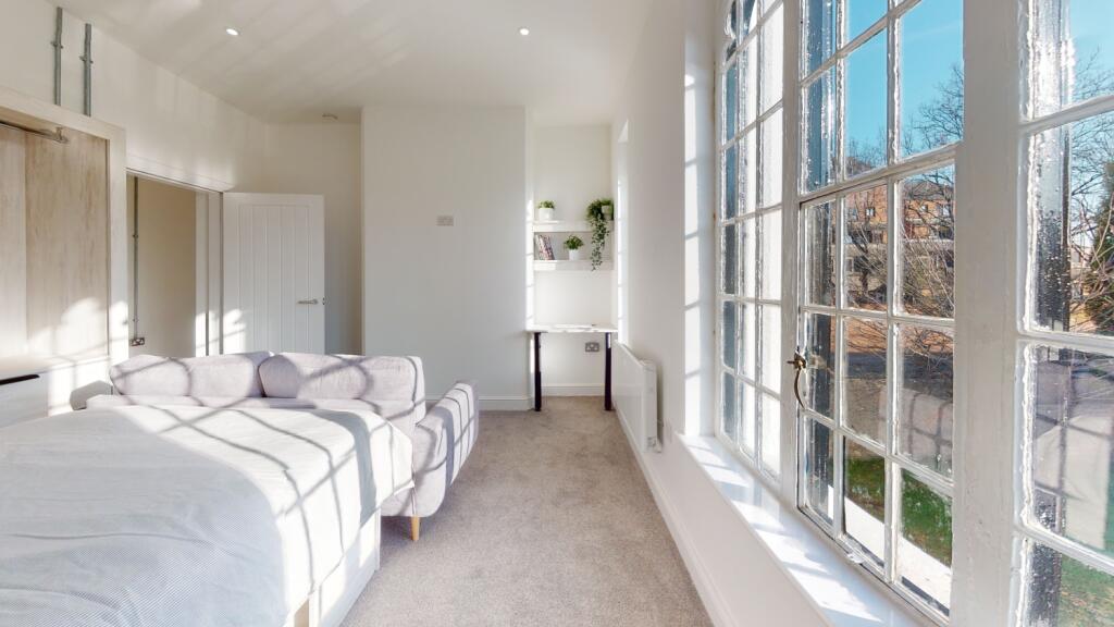 Plumptre-Court-F8-Bedroom