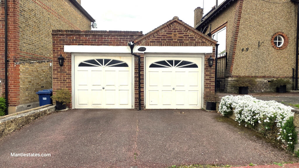GARAGES