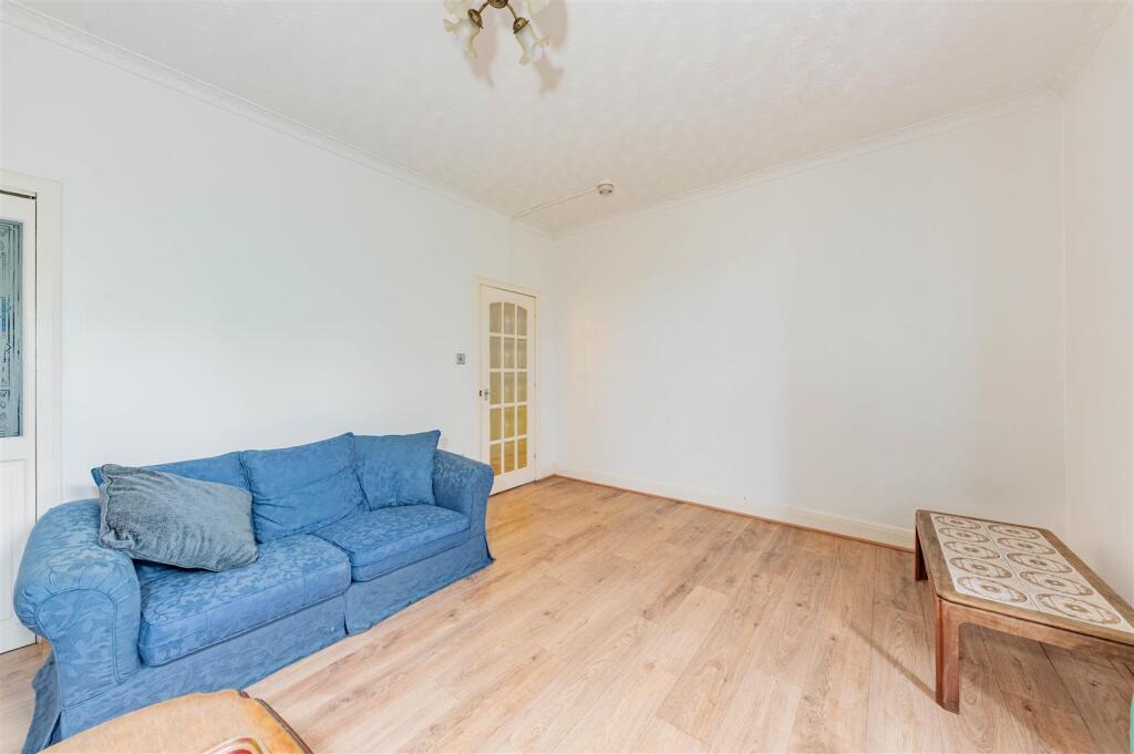 2A Mitchell Street Dundee-11.JPG