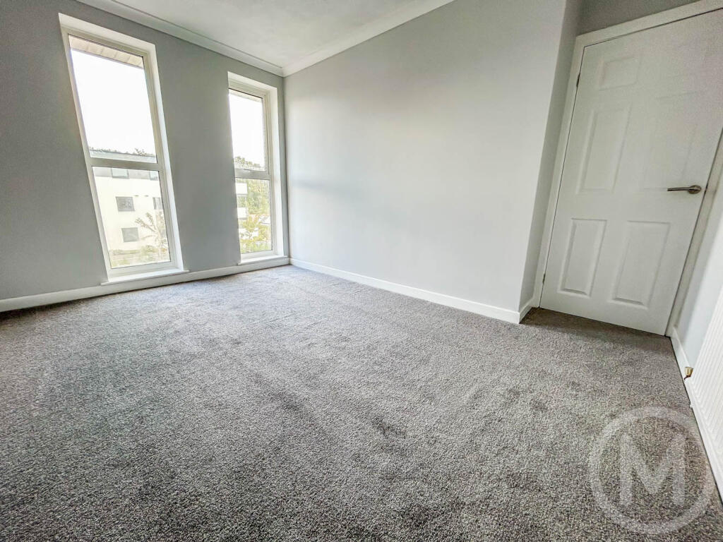 park hall centre 1 (28).JPG